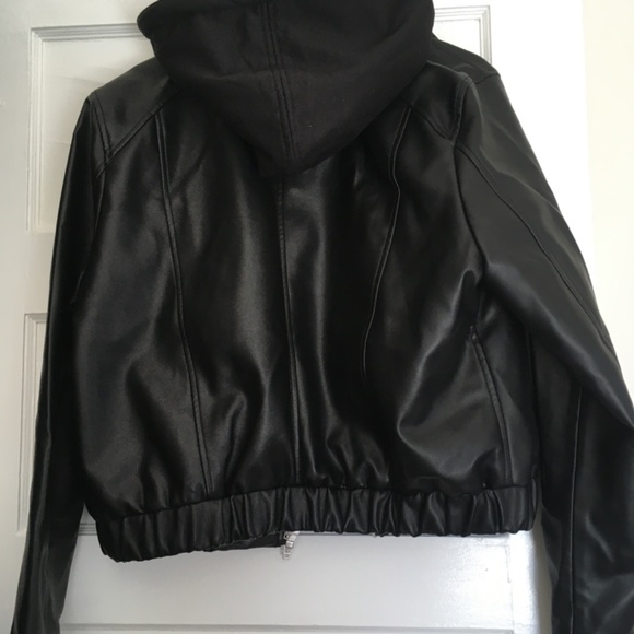 Badass pleather bomber jacket! - Picture 4 of 10